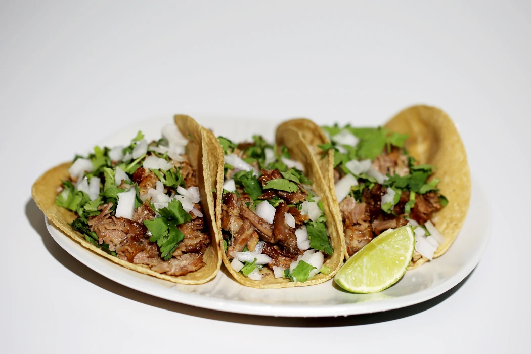 Tacos de Carnitas de Cerdo